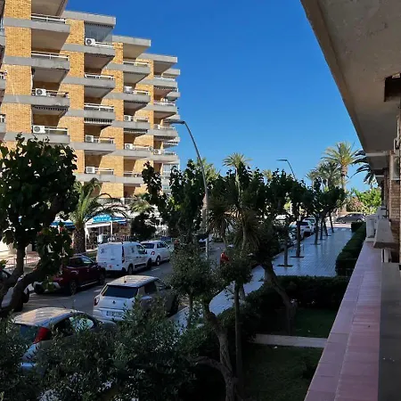 Beach Side Apartment, La Pineda